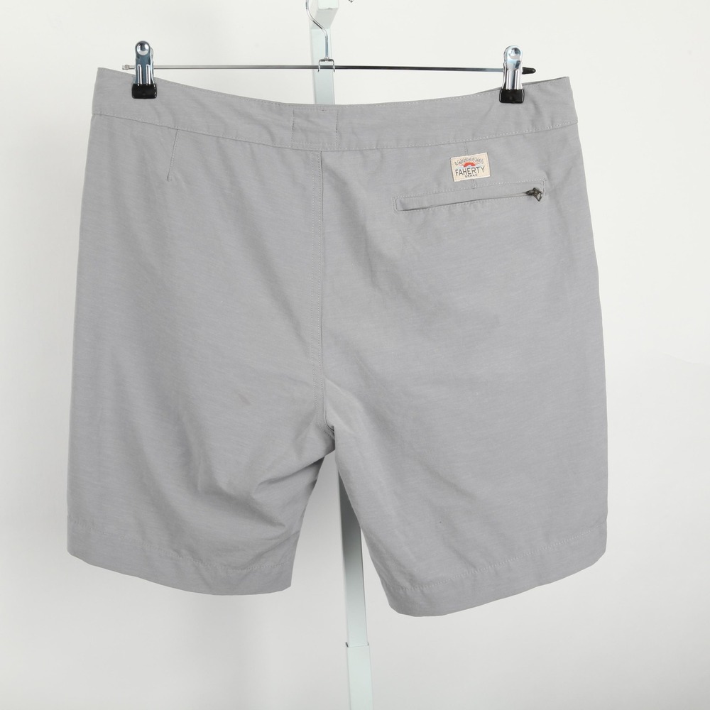 Faherty Shorts Mens 35 Gray All Day Hybrid Drawstring Zip Pocket Stretch Tech - Picture 2 of 11